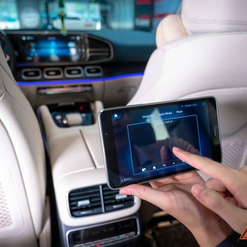Bệ Tì Tay Tablet | Mercedes GLS-Class