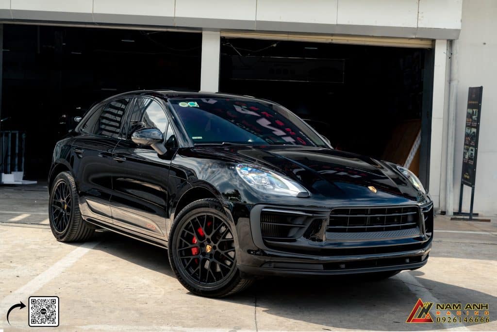 Phần cản trước Porsche Macan 2017 up body kit form 2023
