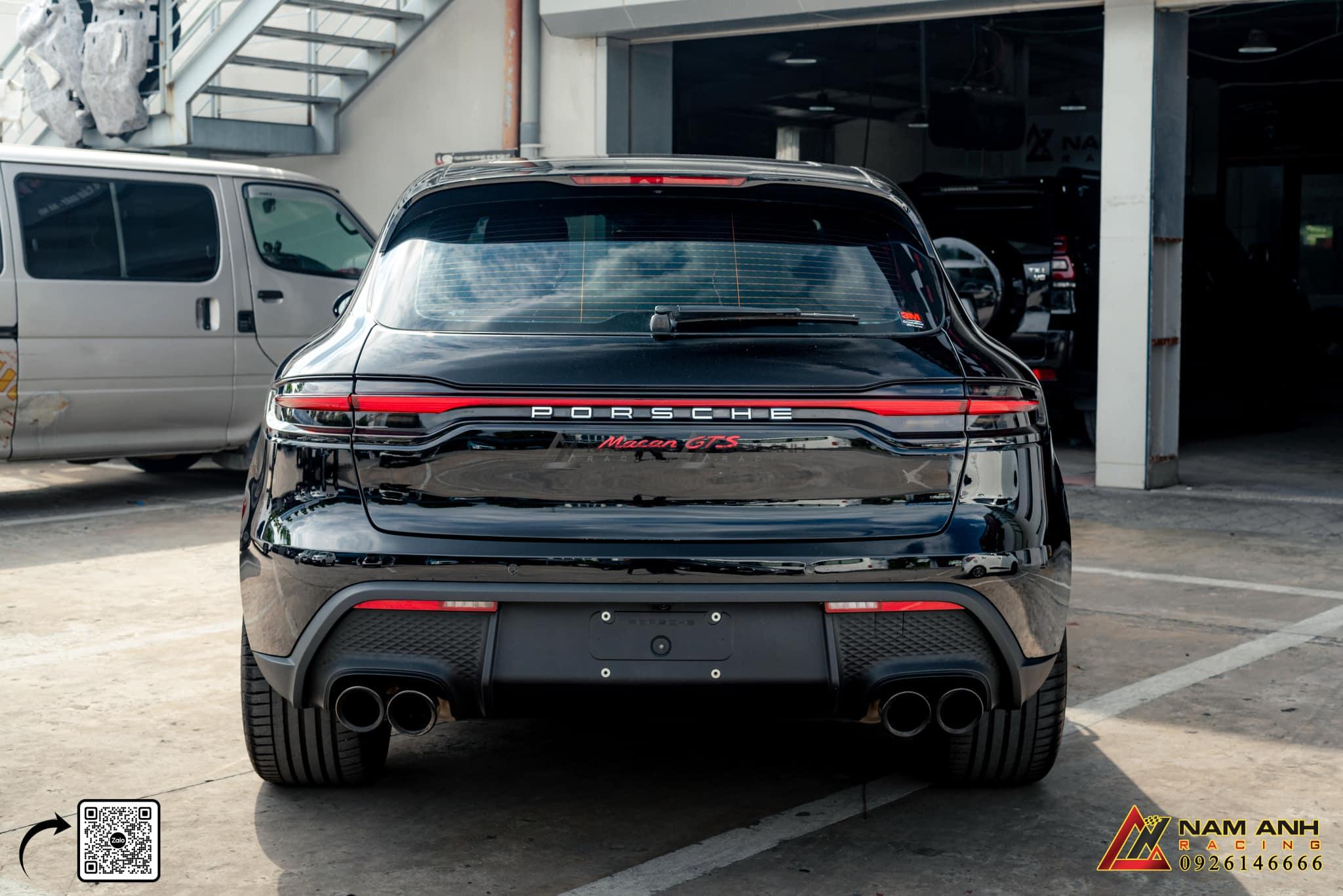 Phần cản sau Porsche Macan 2017 up body kit form 2023