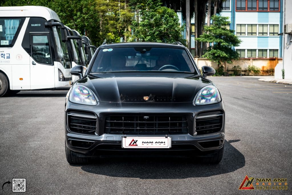 Porsche Cayenne 2018-2022 độ bodykit GTS phía trước
