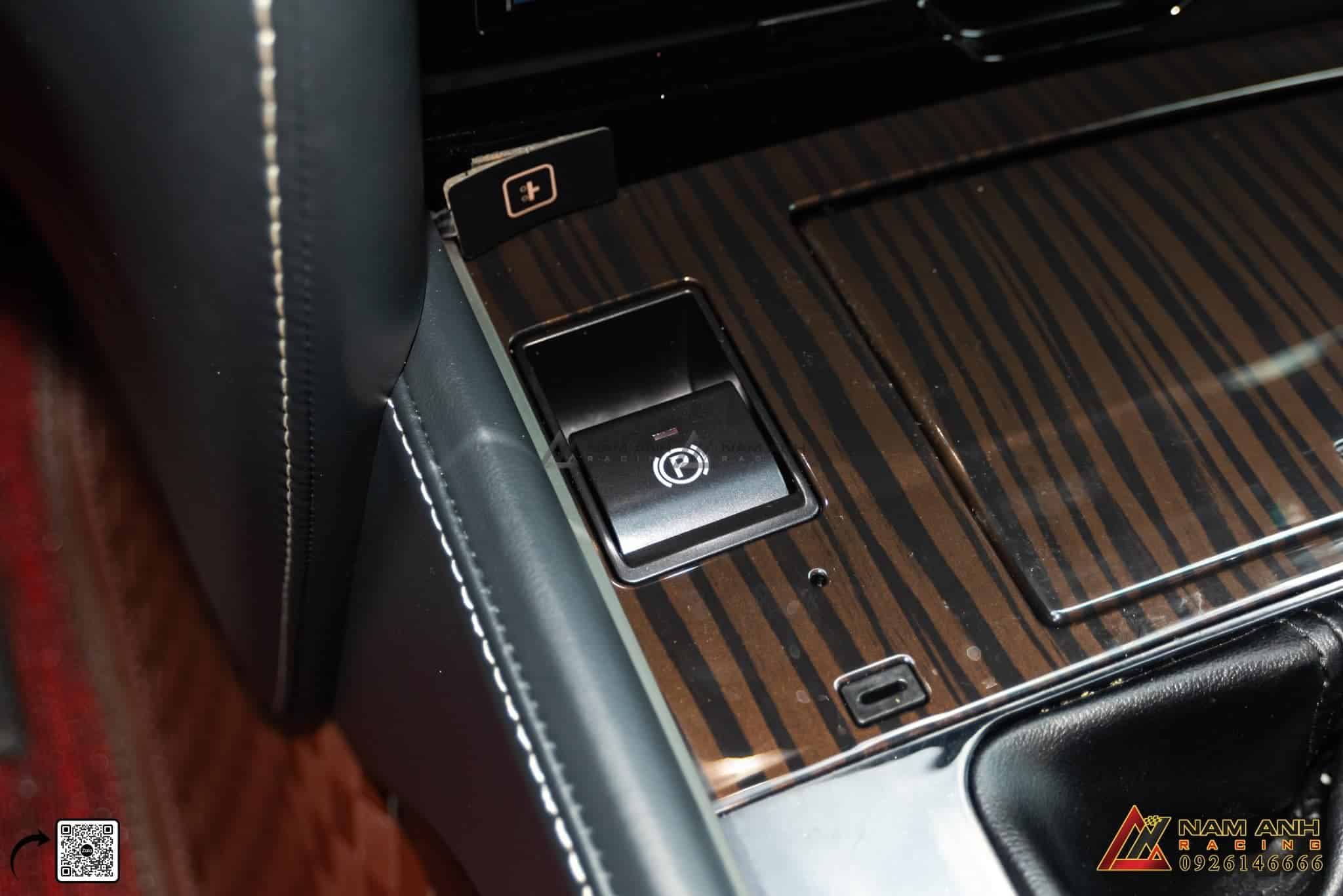 Lexus LX 570 Nâng Đờ