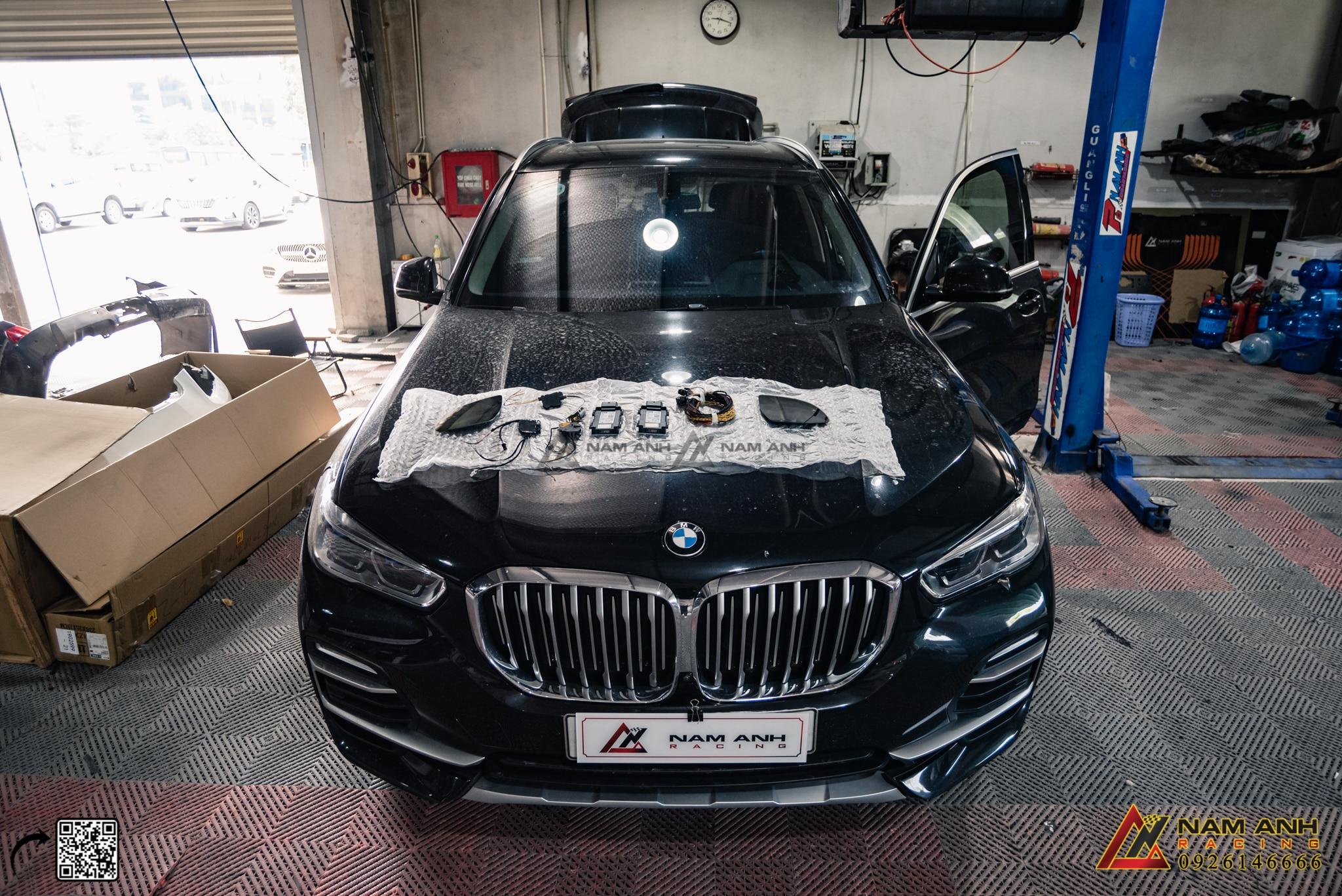 Hệ thống Cảnh báo Điểm Mù trên BMW X5 không chỉ là một tính năng hiện đại, mà còn là một giải pháp đáng tin cậy trong những tình huống nguy hiểm khi lái xe.