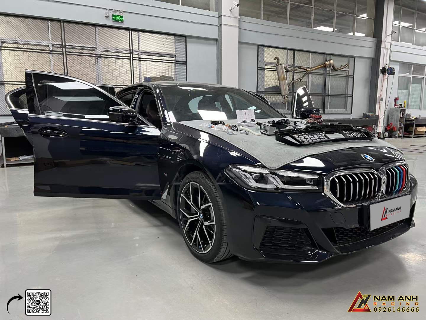 BMW: Hành Trình Từ Nhà Sản Xuất Máy Bay Đến Biểu Tượng Xe Sang Thế Giới