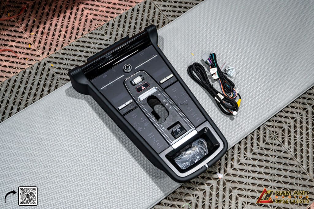 Quy trình lắp đặt yên ngựa cảm ứng cho Porsche Cayenne 2015 rất đơn giản và nhanh chóng