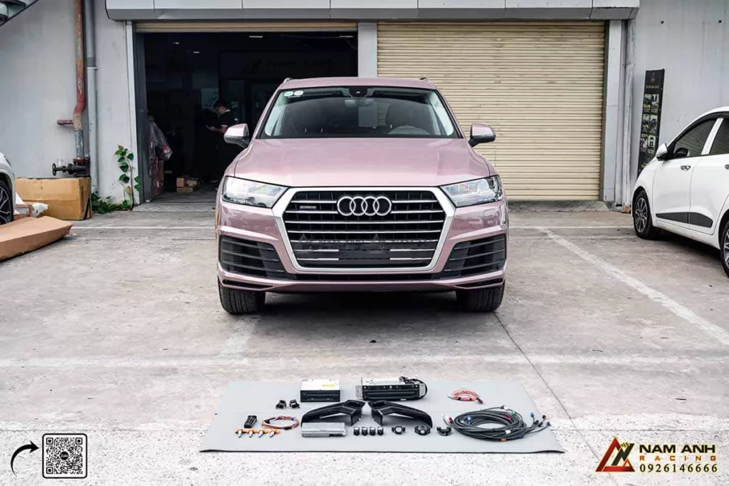 Audi Q7 nâng cấp camera 360