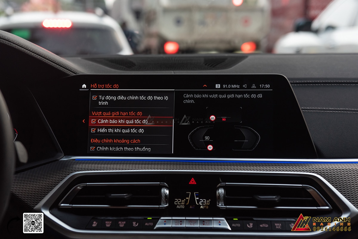 Không lo vi phạm tốc độ với tính năng cảnh báo tốc độ giúp bạn luôn đi đúng giới hạn
