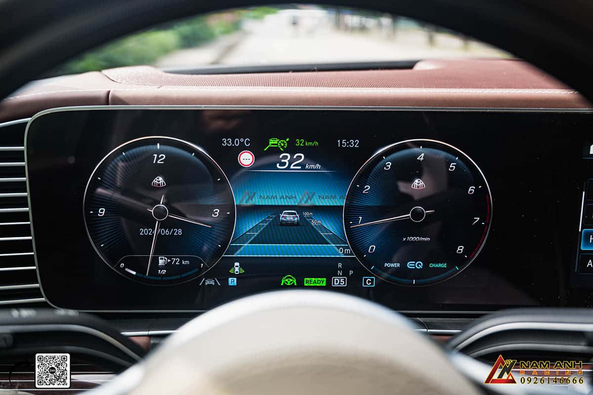 Taplo điều khiển xe sau khi nâng cấp hệ thống an toàn 23P