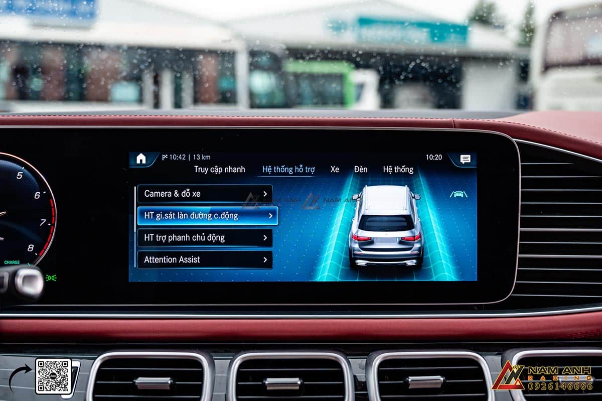 Tính năng hỗ trợ giám sát làn đường chuyển động