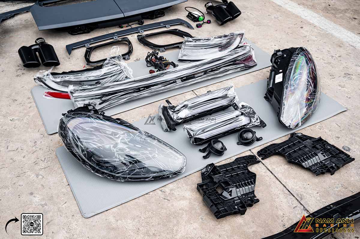 Địa chỉ nâng đời Porsche Panamera 2015