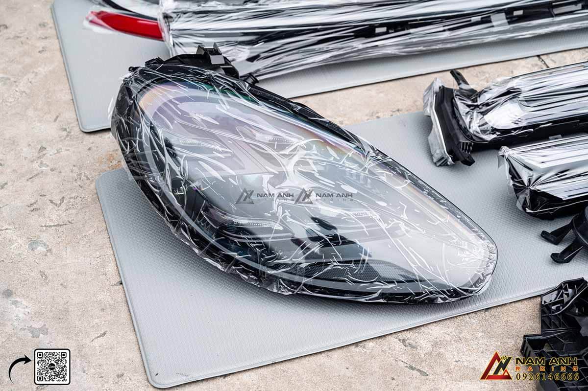 Đèn pha xe porsche panamera