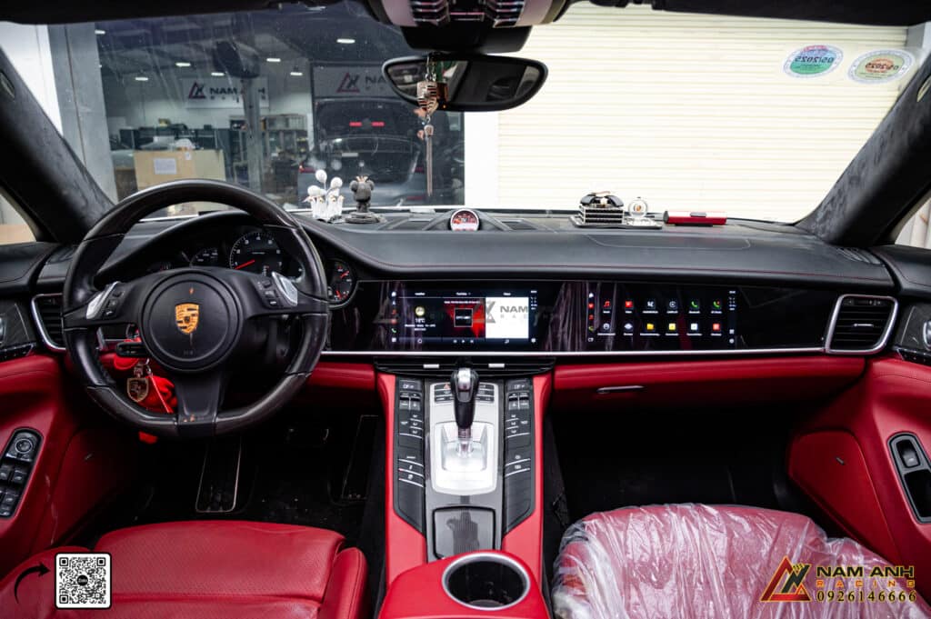 Quy trình Porsche Panamera 2015 nâng đời