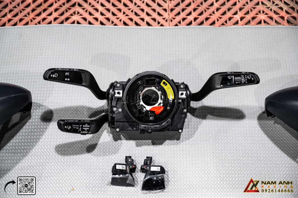 Công nghệ vượt trội trên phanh khoảng cách của Porsche Panamera