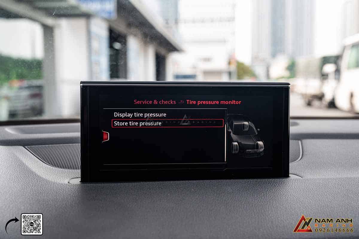 Audi Q7 nâng cấp camera 360 kết hợp hệ thống cảnh báo áp suất lốp