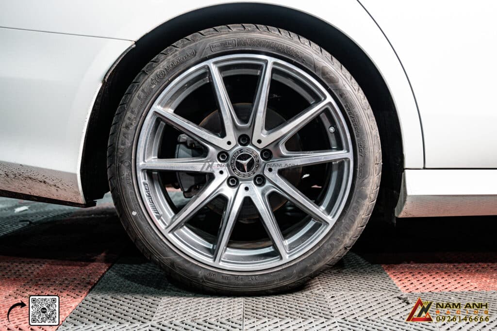 Điều Chỉnh Áp Suất Lốp Cho Mercedes E 300 khi độ nước hoa, áp suất lốp cho Mercedes E 300