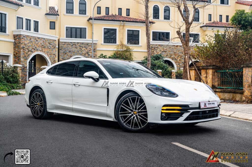 Quá trình nâng đời Porsche Panamera 2018