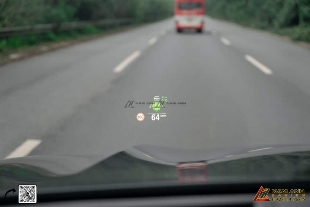 BMW Driving Assistant Professional nâng tầm trải nghiệm lái