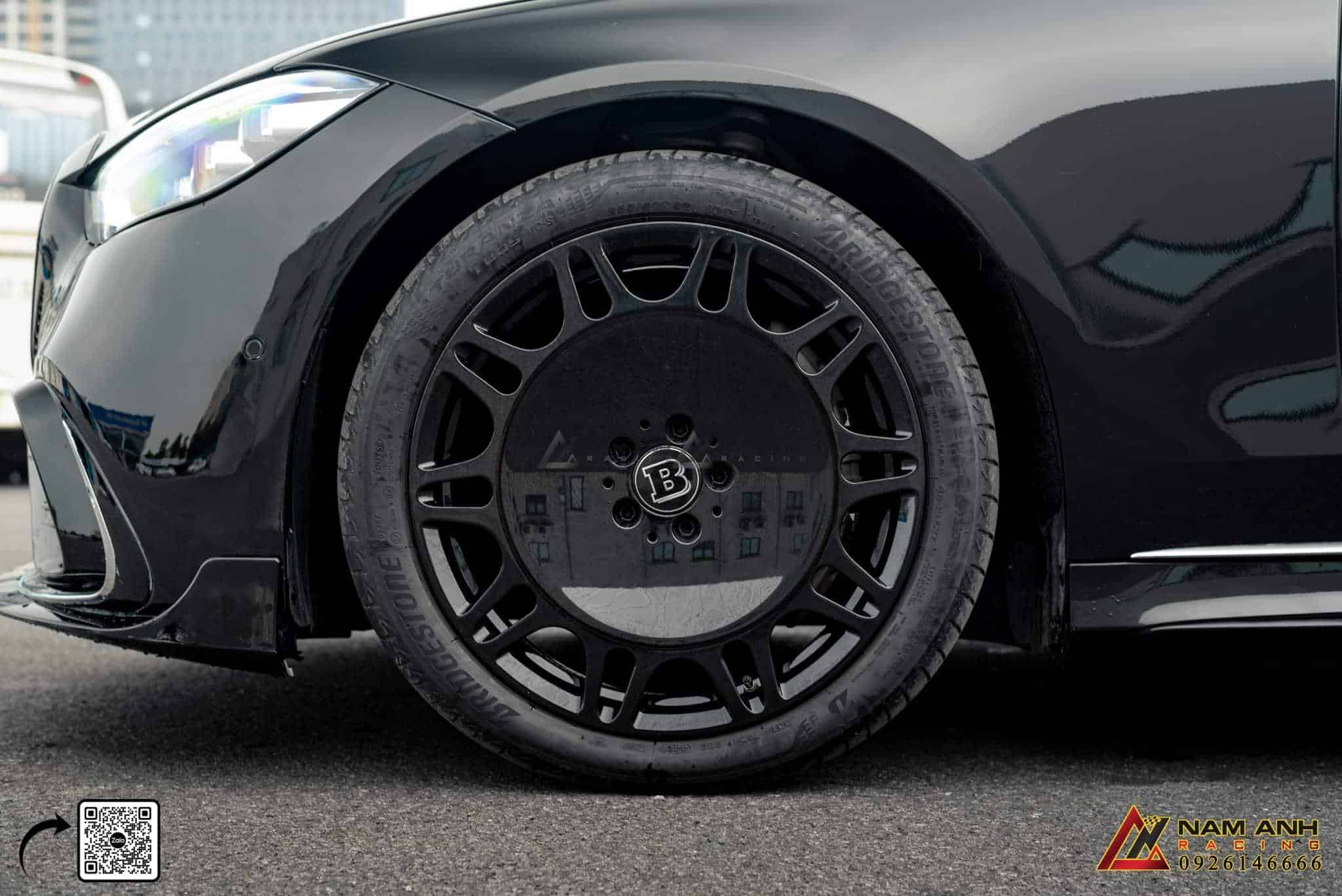 Mâm hợp kim Brabus Monoblock M Platinum 21 inch trên Mercedes S450.