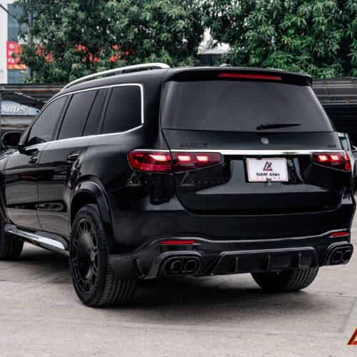 Cản sau Brabus tối ưu khí động học, giúp xe vận hành mượt mà hơn