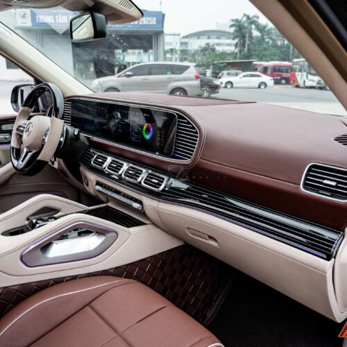 Bảng điều khiển & taplo – Hiện đại, sang trọng