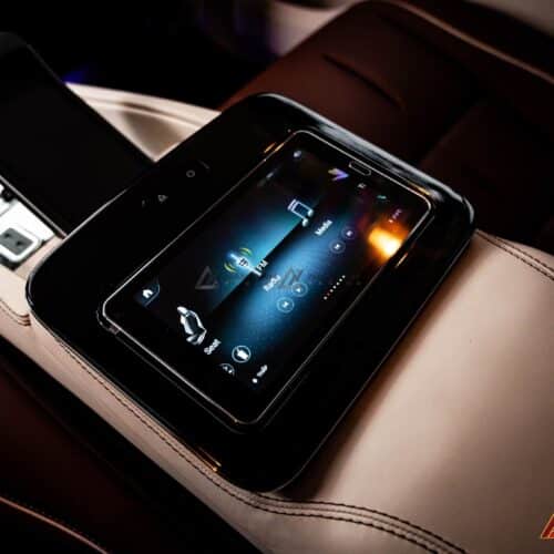 Nâng đời Mercedes GL400 lên Brabus GLS 900 Rocket 2023