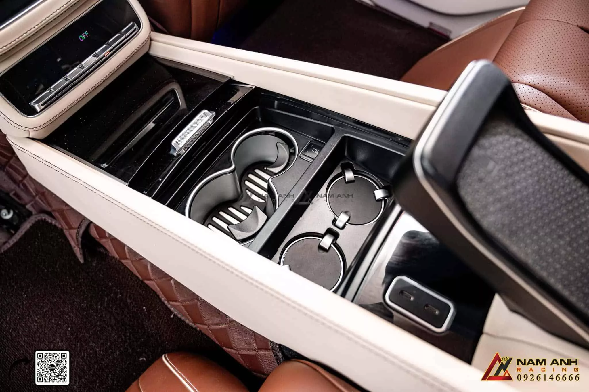 Hộc đựng đồ xe mercedes GL400