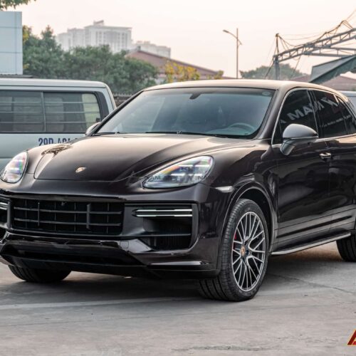 Chi phí nâng đời Porsche Cayenne