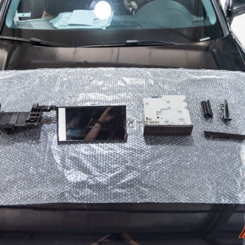 Cấu Trúc Và Các Thành Phần Chính Của Hệ Thống Màn Hình 12,3 Inch Audi A4 (20-25)