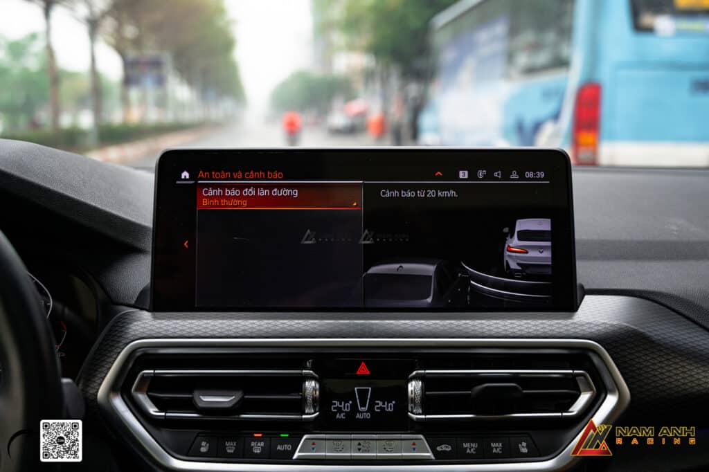 Cách hoạt động của hệ thống cảnh báo điểm mù.