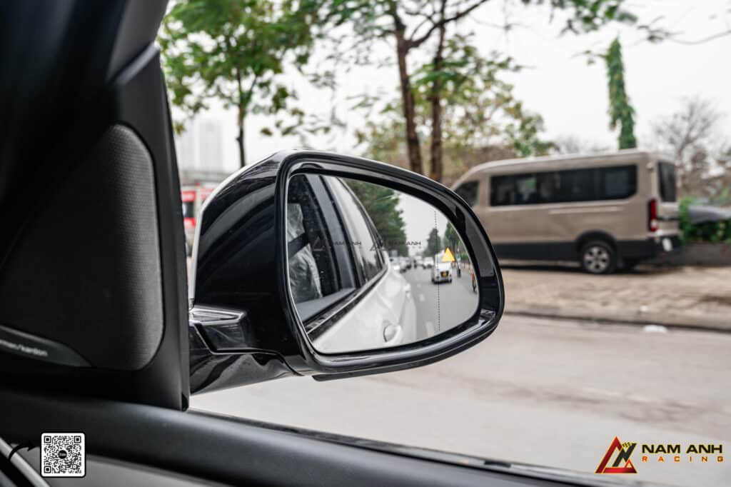 Cảnh báo va chạm phía trước (Forward Collision Warning) trong BMW X3 G01 LCI nâng cấp hệ thống cảnh báo điểm mù