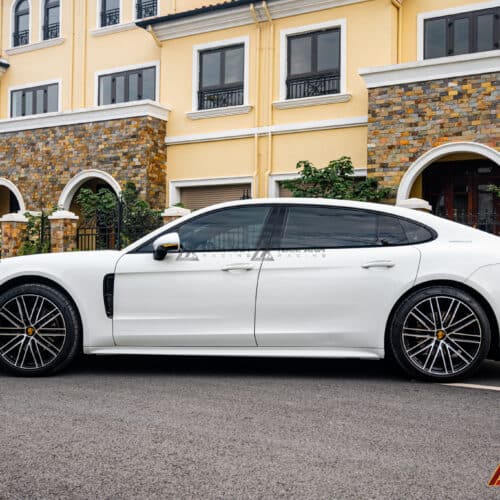 Kiểm Tra Và Đánh Giá Tình Trạng Xe Trước Khi Nâng Đời Porsche Panamera 2018