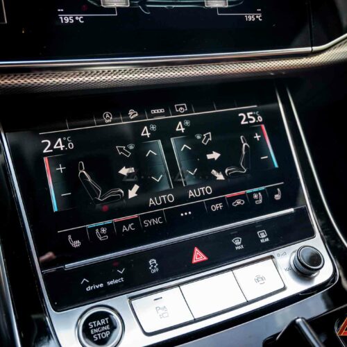 Cải thiện trải nghiệm lái xe với hệ thống làm mát ghế Audi Q8 (19-24).