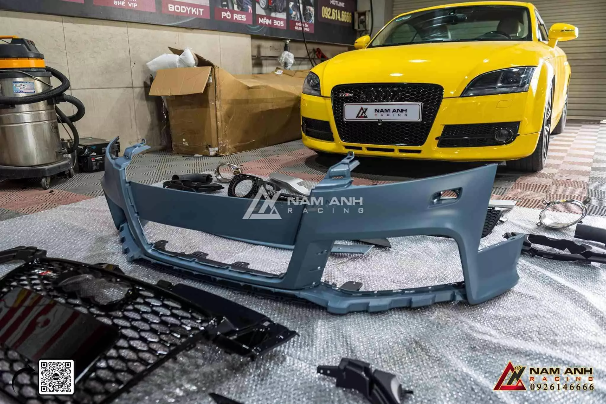Bodykit RS Audi TT (06-14) mang lại diện mạo mạnh mẽ và đậm chất thể thao.