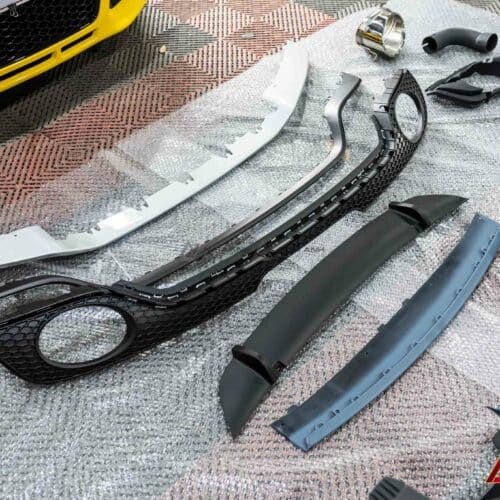 Thiết kế thể thao, tinh tế với Bodykit RS Audi TT (06-14).