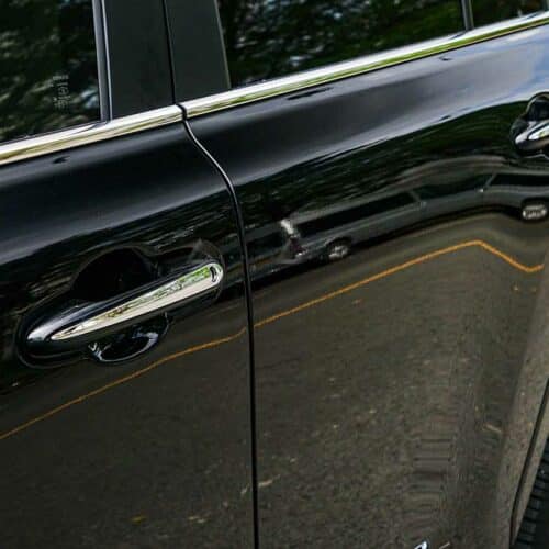 Tay nắm cửa xe Toyota Land Cruiser LC300