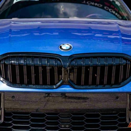 BMW G20 LCI cuốn hút hơn với ca-lăng LED viền sáng