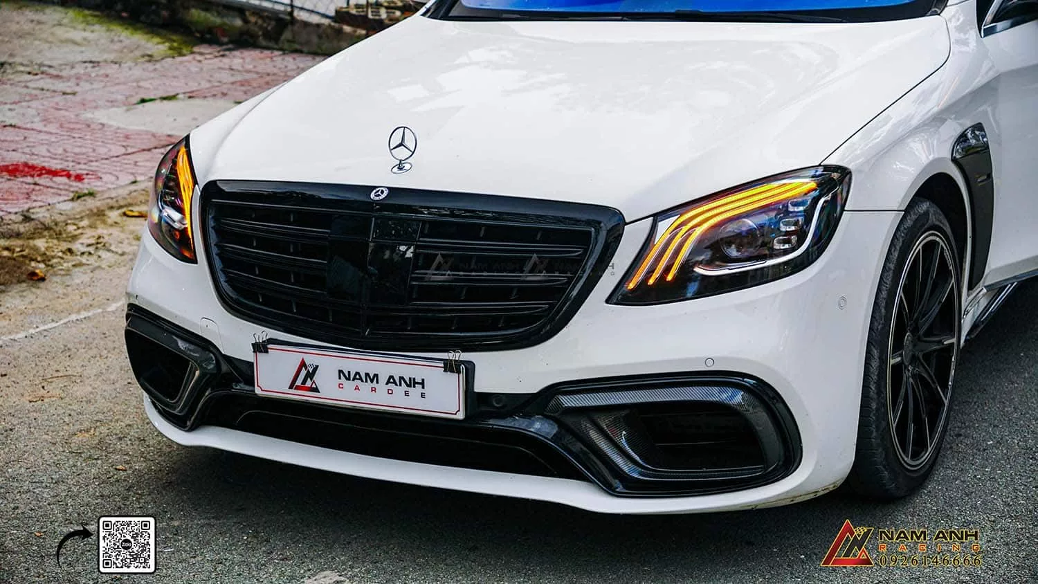 Cản trước Brabus với thiết kế hầm hố, tối ưu khí động học