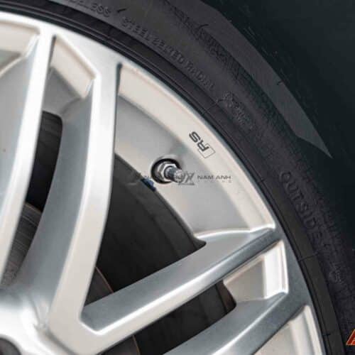 Tiết kiệm nhiên liệu và tăng tuổi thọ lốp với hệ thống áp suất lốp Audi Q7.