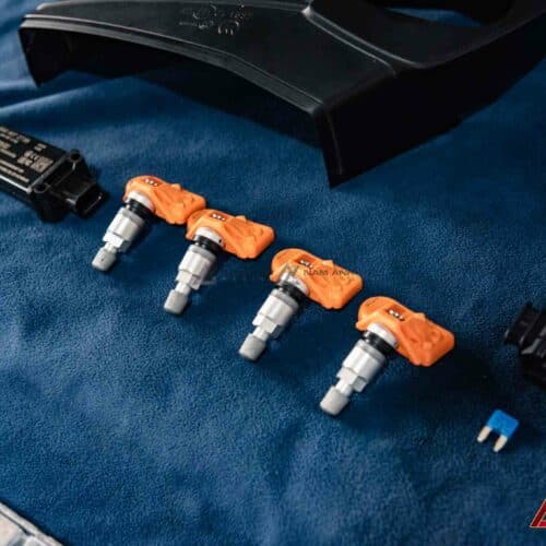 Hệ thống áp suất lốp Audi Q7 (20-25) giúp duy trì an toàn khi lái xe.