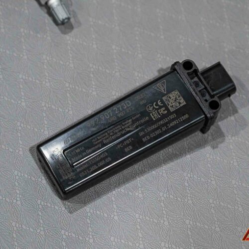 Tăng cường an toàn với hệ thống áp suất lốp Audi Q8 (19-24).