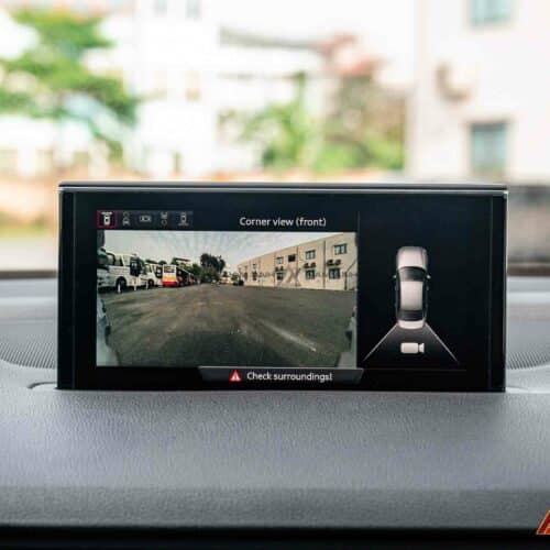 Hệ thống camera 360 Audi Q7 (16-19) hỗ trợ lái xe trong mọi điều kiện giao thông.