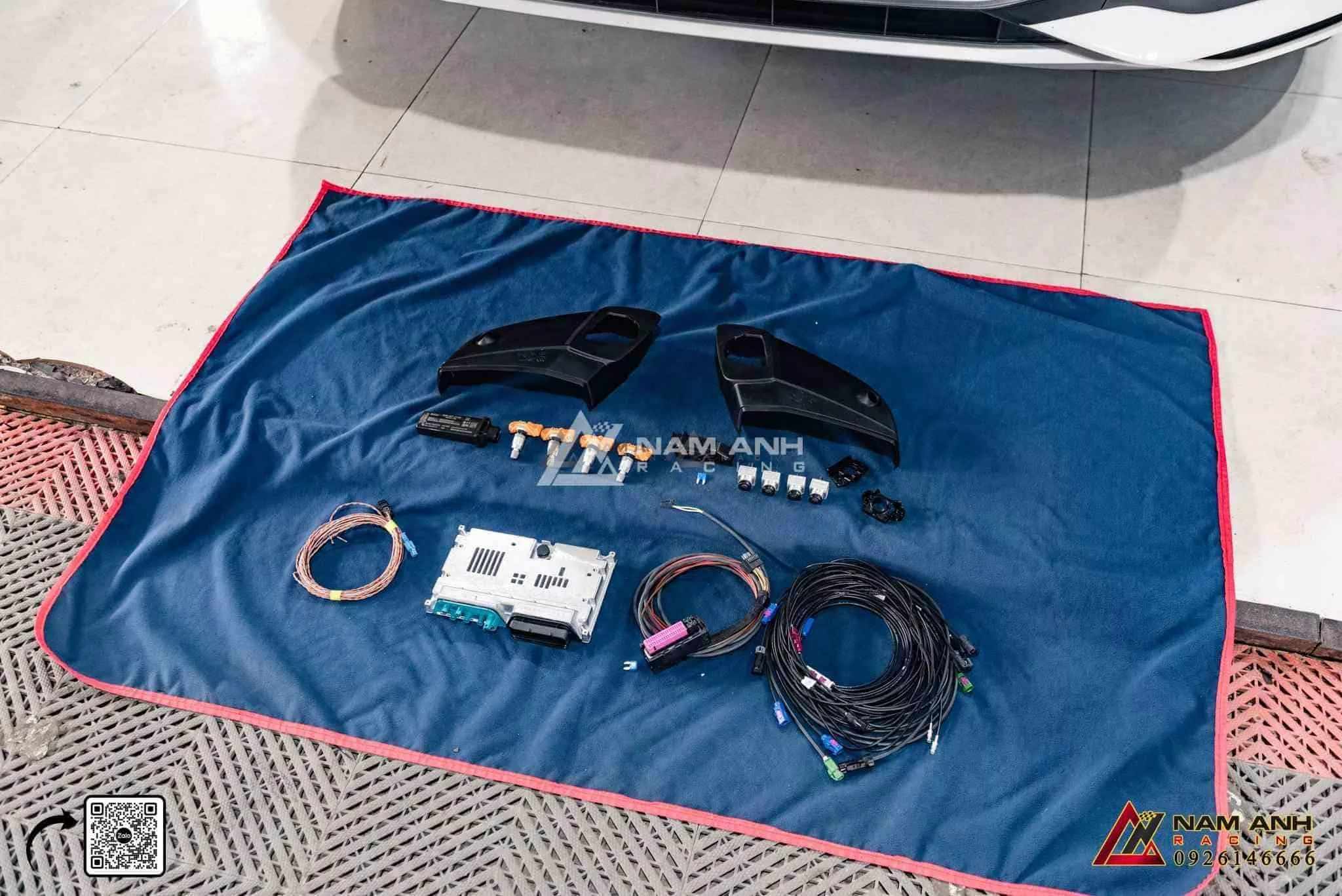 Hệ thống camera 360 Audi Q7 giúp quan sát mọi góc độ khi lái xe.