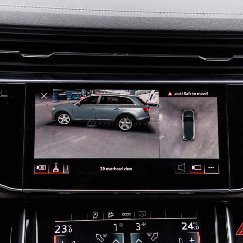 Dễ dàng quan sát mọi góc với camera 360 trên Audi Q7.