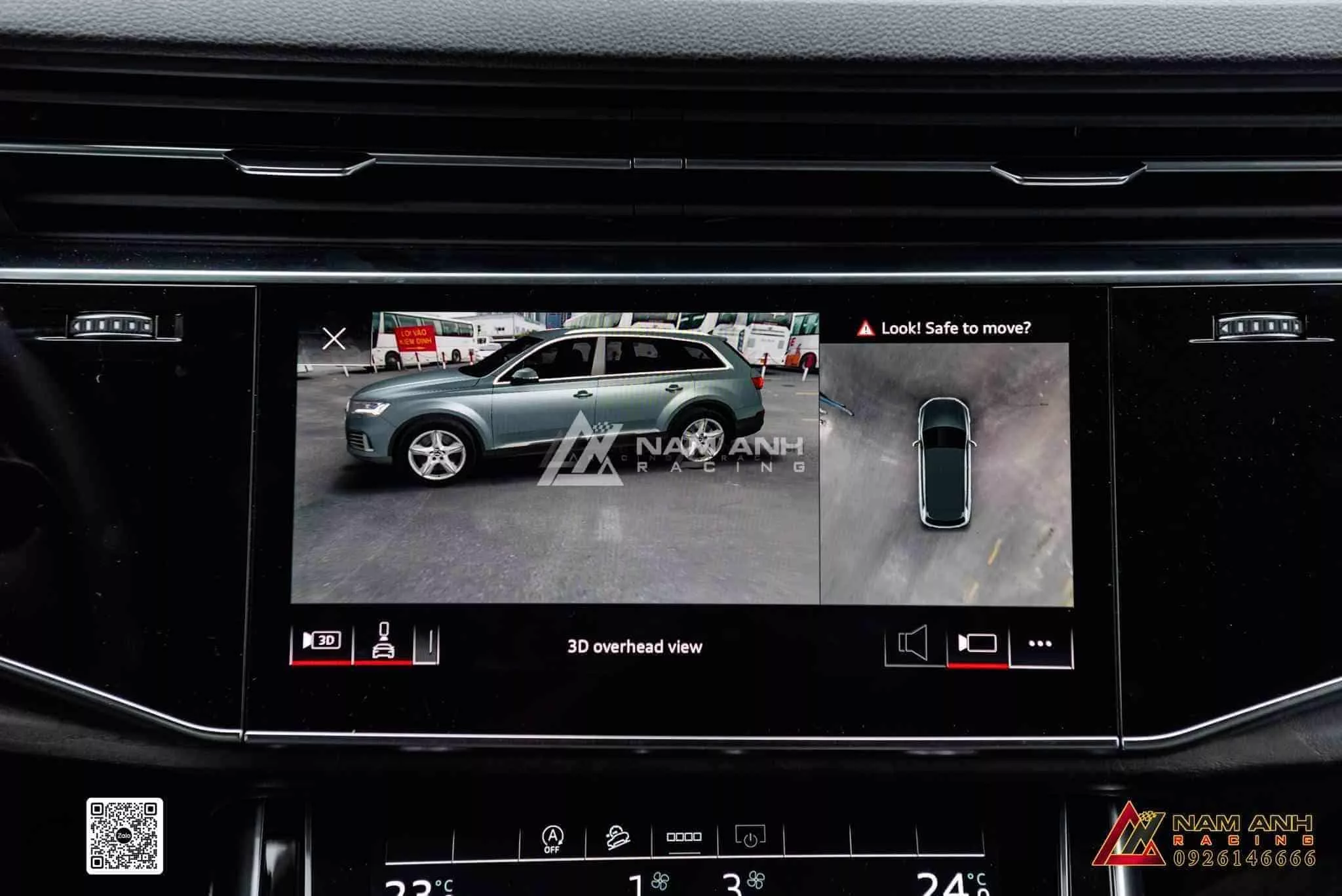 Tính năng camera 360 trên Audi Q7 giúp bạn quan sát dễ dàng khi lùi xe.