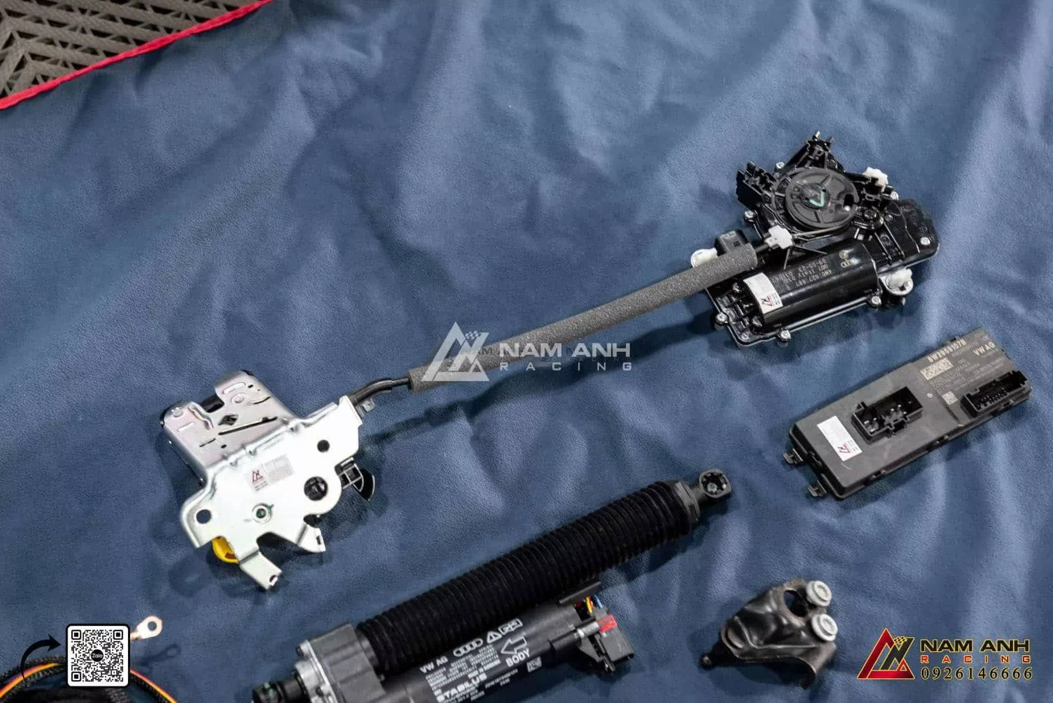 Tích hợp cảnh báo âm thanh khi cốp đang mở hoặc đóng