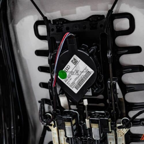 Audi A6 với ghế làm mát, tiện nghi tối ưu cho người lái.