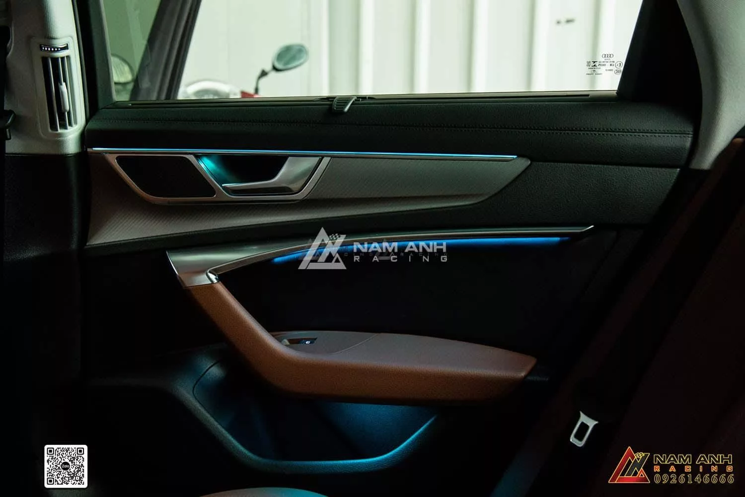 Nâng tầm sang trọng cho khoang nội thất Audi A6 với hệ thống LED RGB cao cấp