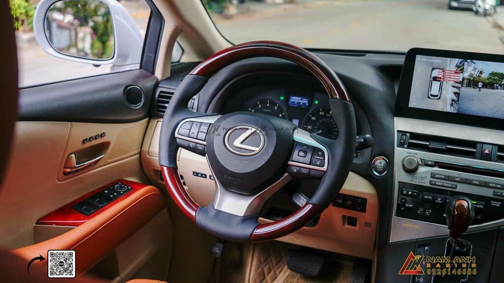 Nâng cấp vô lăng Lexus RX 350 2011 lên phiên bản thể thao 3 chấu