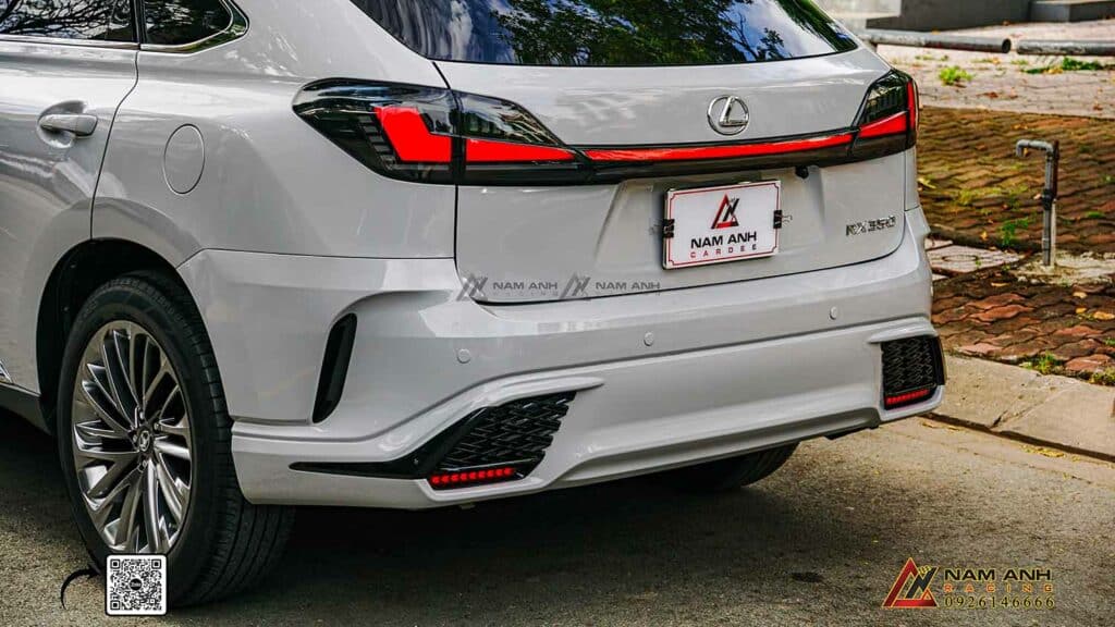 Đèn hậu LED dạng mảnh kéo dài