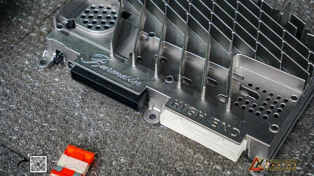 Bộ khuếch đại âm thanh Burmester High-End 3D