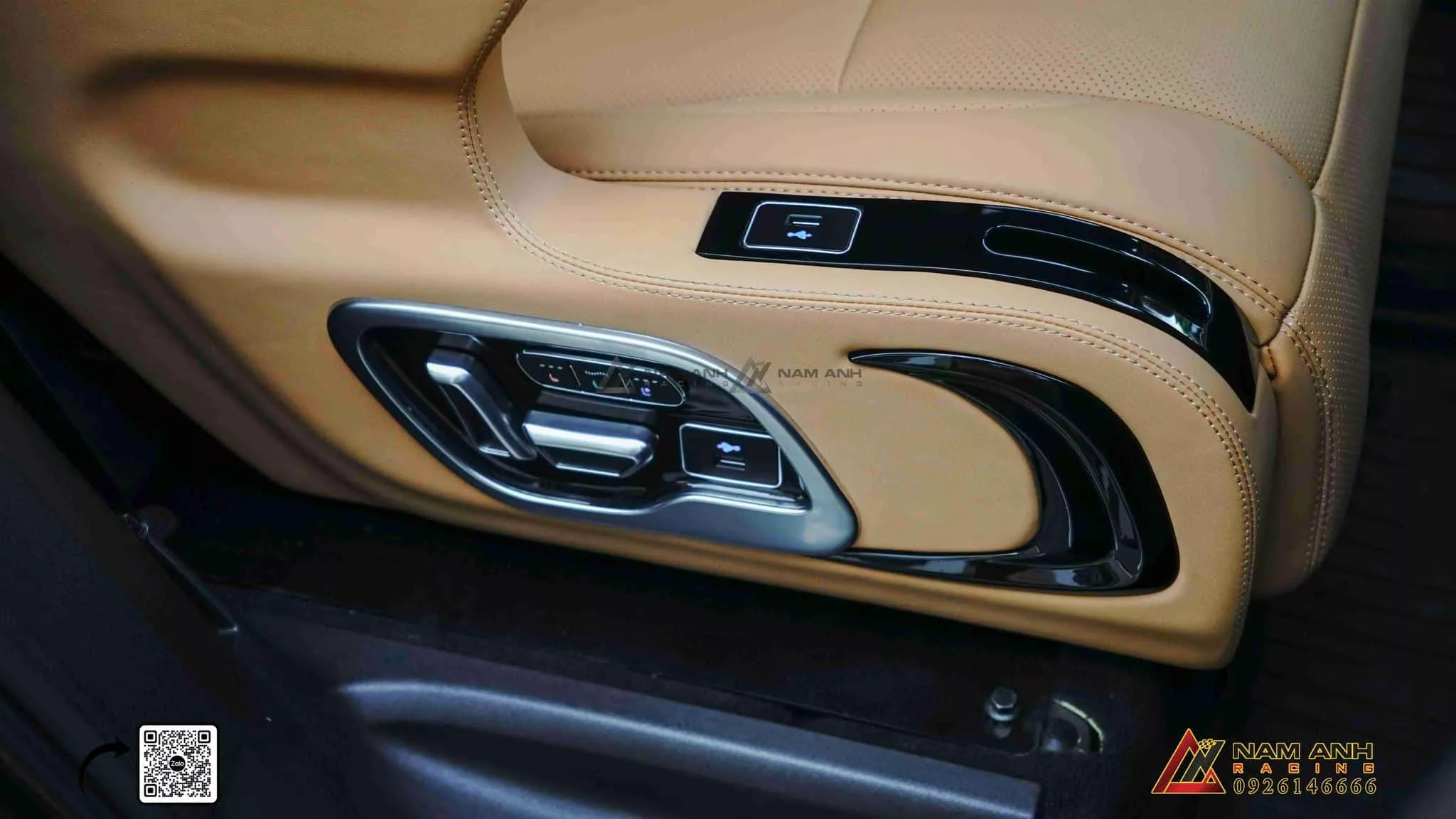 Độ ghế VIP Volvo XC90 – Biến khoang xe thành không gian thương gia